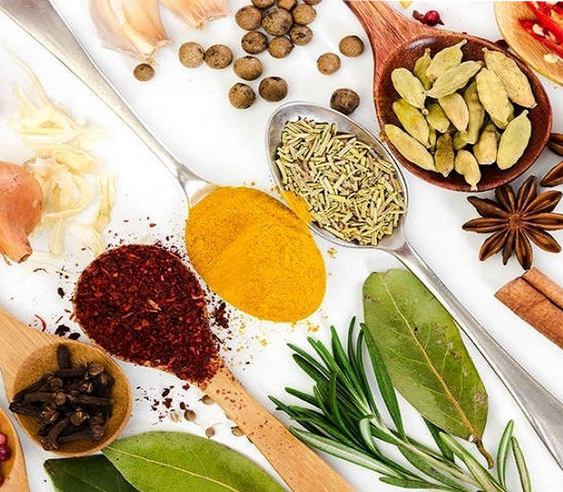 Familiarity with spices suitable for any food + important points in their use