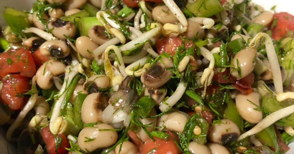 Some delicious dishes with beans + their recipe