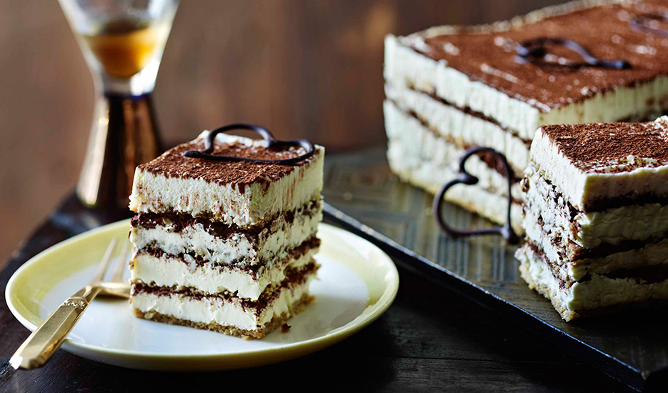 How to make homemade tiramisu dessert?